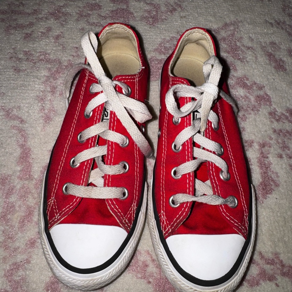 Converse Chuck Taylor All Star Girls Sneakers Size 13.5